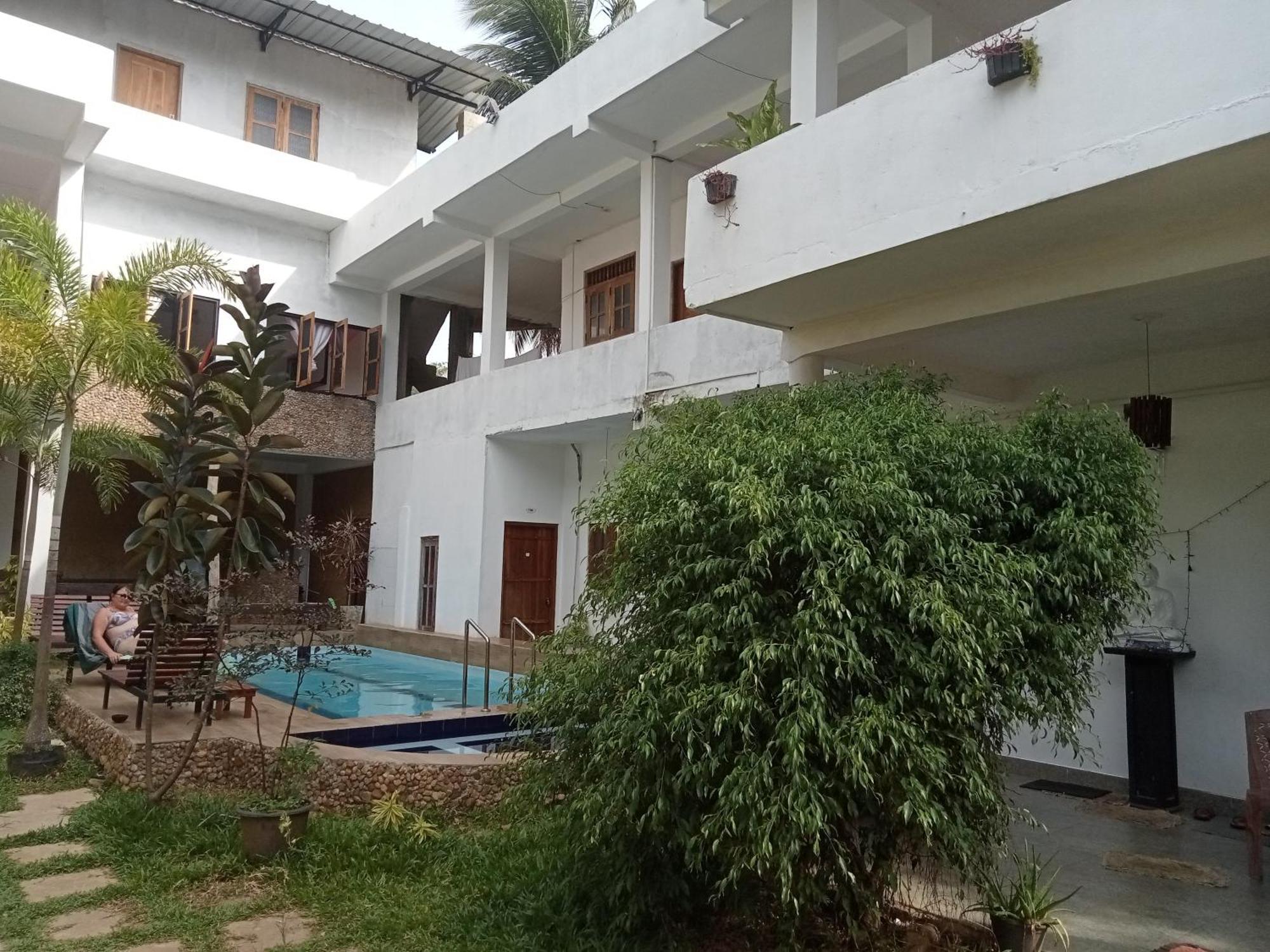 Wild Eagle Safari Resort Udawalawe Exterior photo